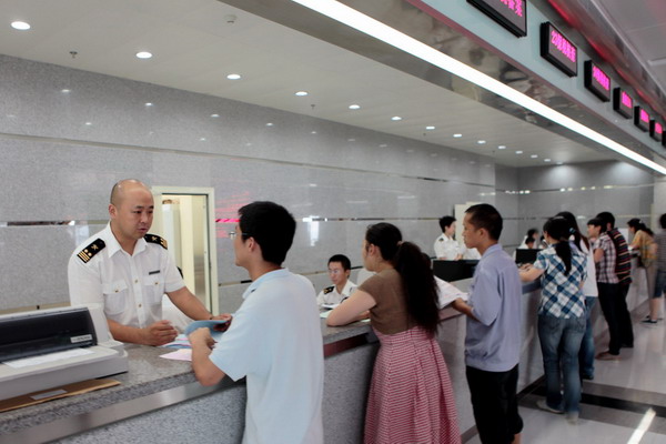 1545877975940178.jpg 什么是報關員